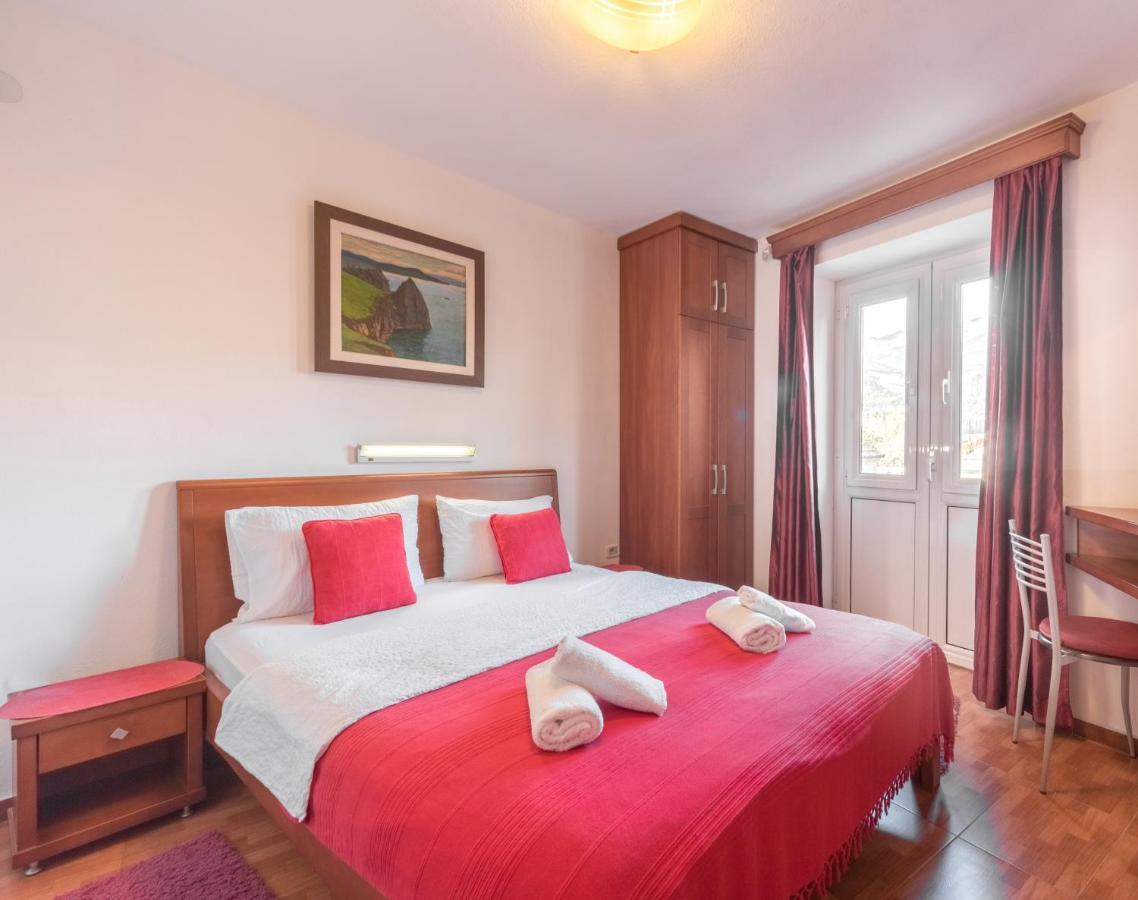 R Club Apartments Old Town Budva Exterior foto